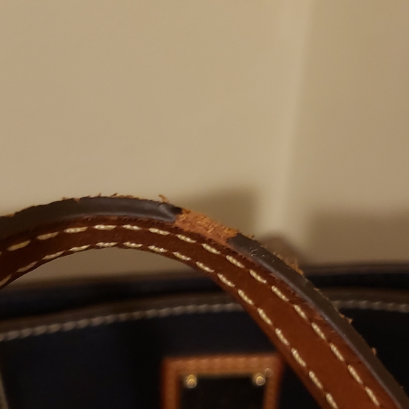 🌼Dooney & Bourke Bag Set🌼 - Picture 6 of 9